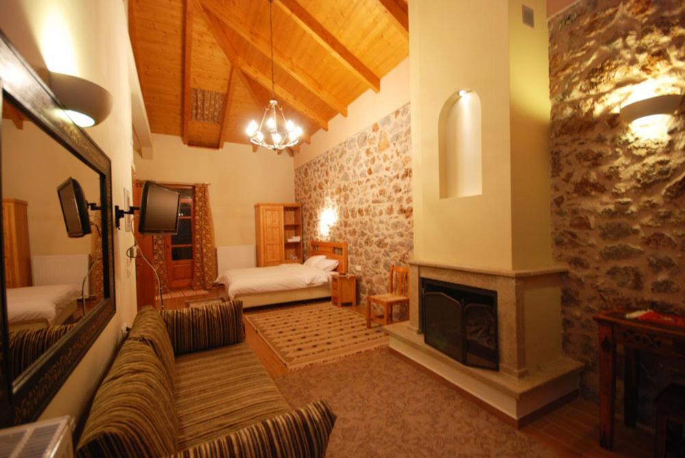 אראחובה Hotel Parnassos מראה חיצוני תמונה